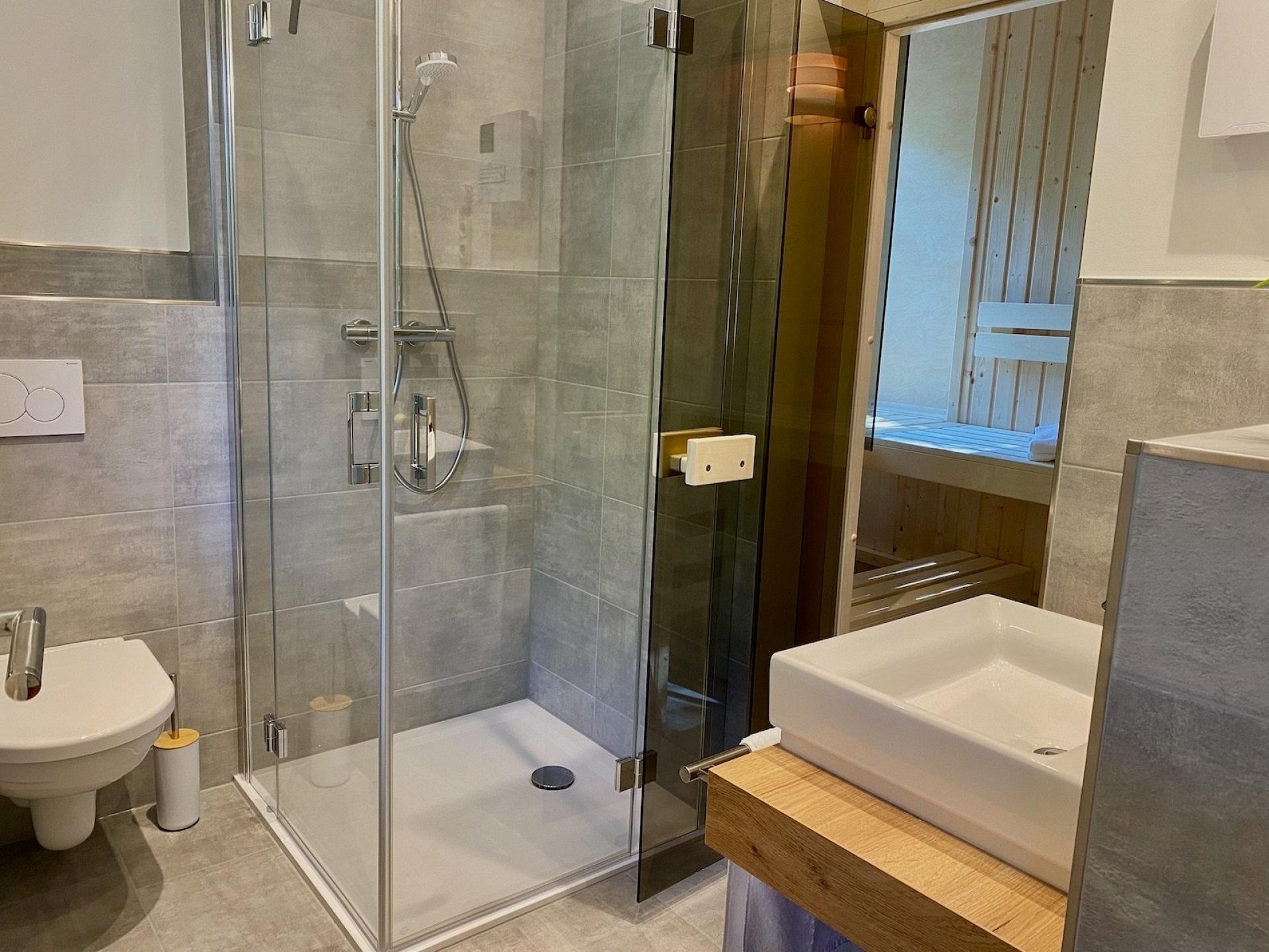 Bad EG mit Sauna